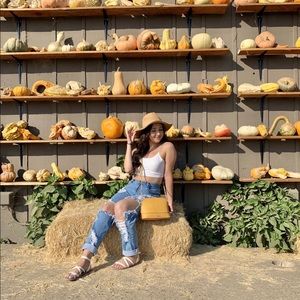 Meet your Posher, Danette